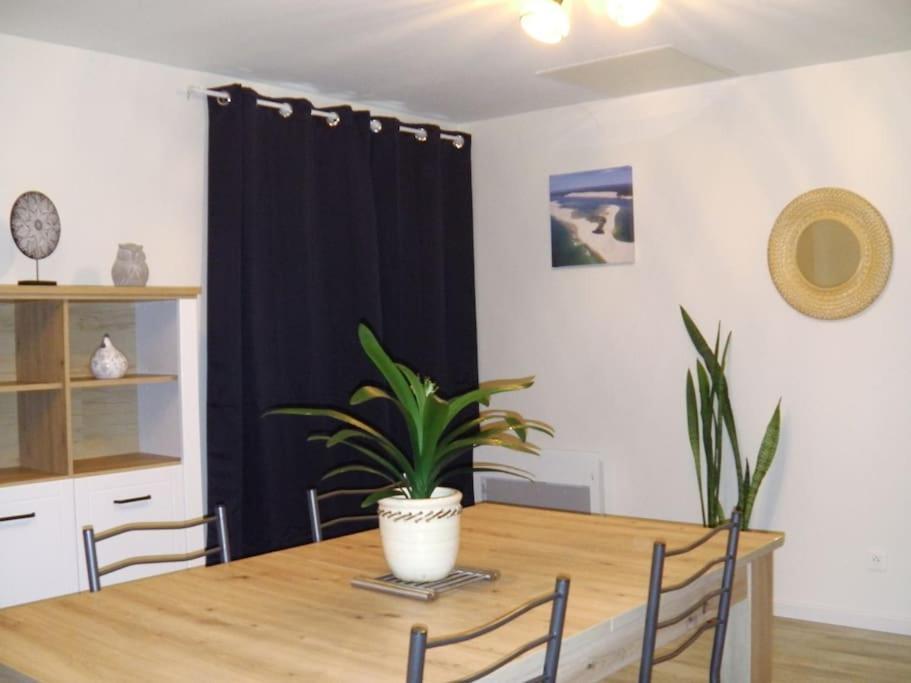 Meuble 2/4 Personnes Villa Noaillac Екстериор снимка
