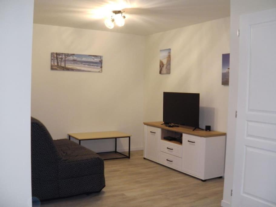 Meuble 2/4 Personnes Villa Noaillac Екстериор снимка